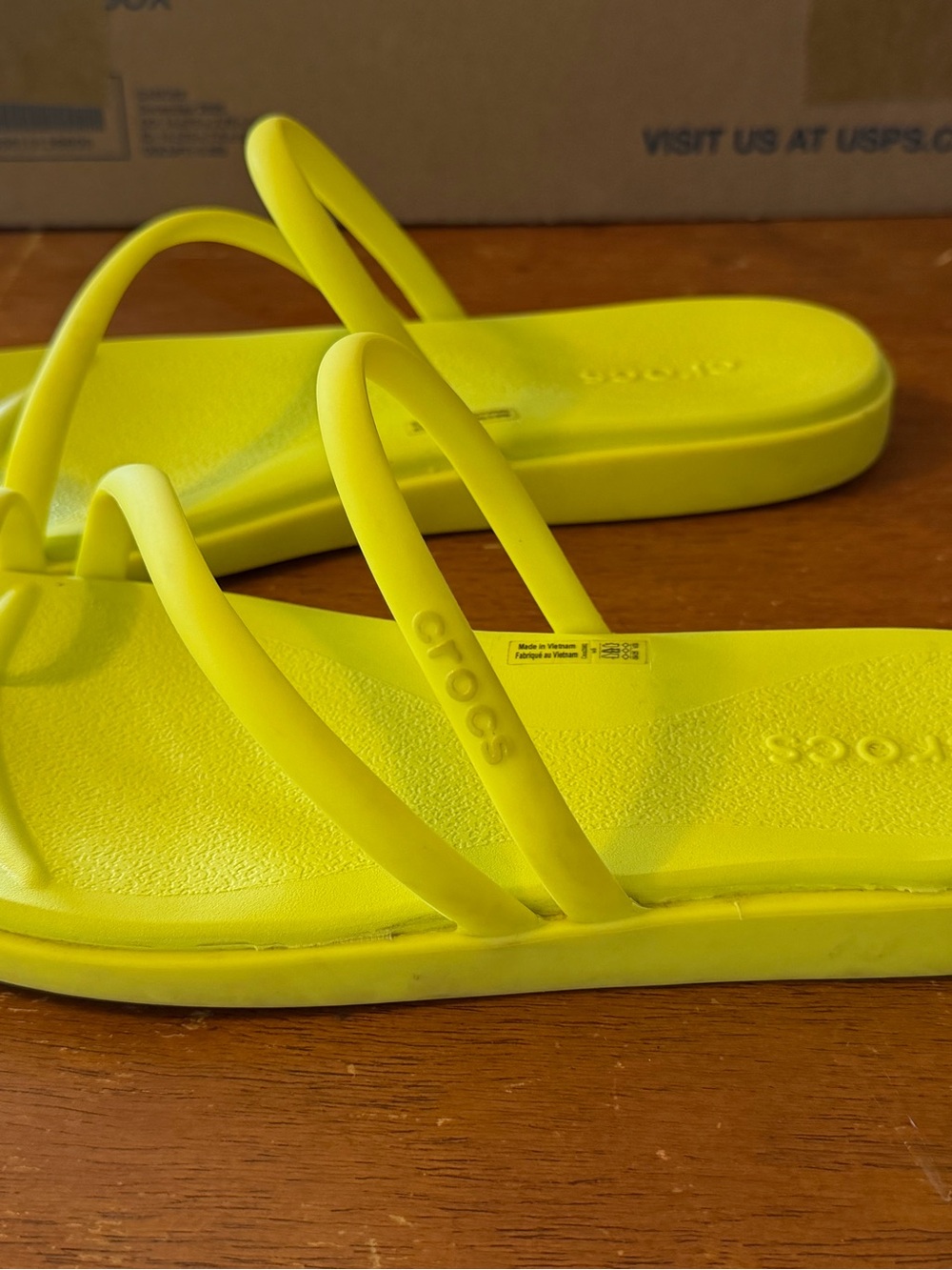 🩴Crocs Toe Loop Sandals - Picture 3 of 5
